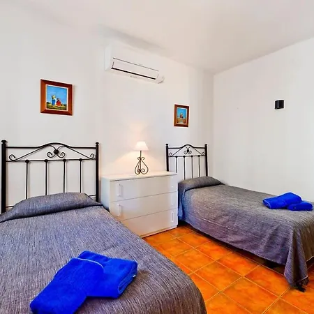 18c Palmas, Oasis Nerja