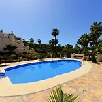 18c Palmas, Oasis