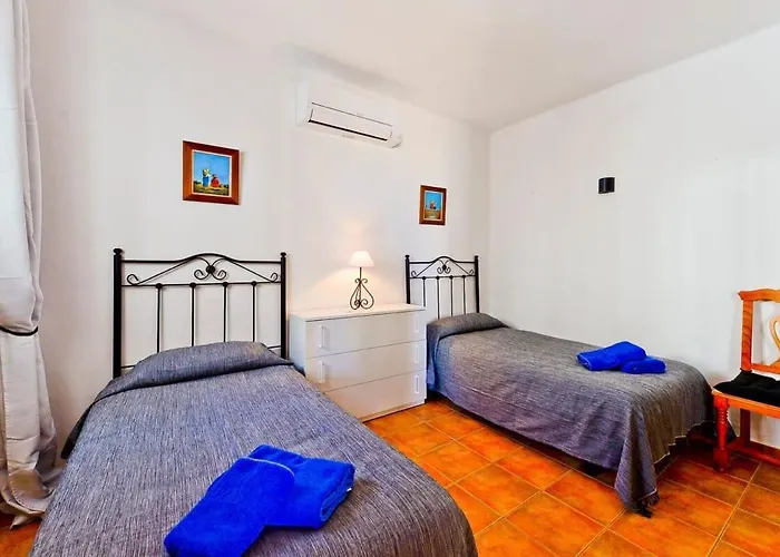 18c Palmas, Oasis Nerja